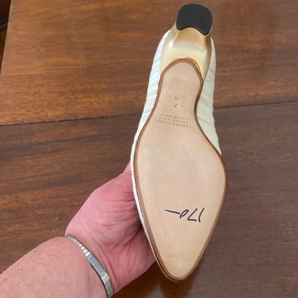 d’Rosana Italian Leather Shoes with Cream & Gold Fabric Pumps 2” Heel size 7 - Picture 8 of 10